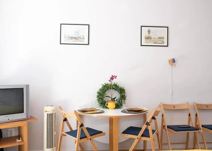 Eszter Apartman *